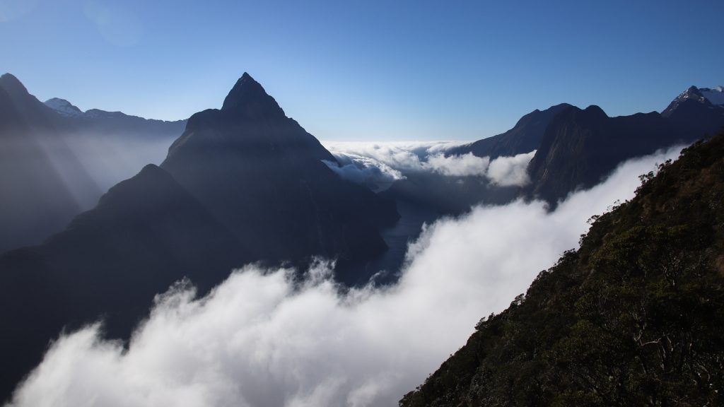 Milford Sound - Mitre peak & Cascade peak - Nouvelle Zélande